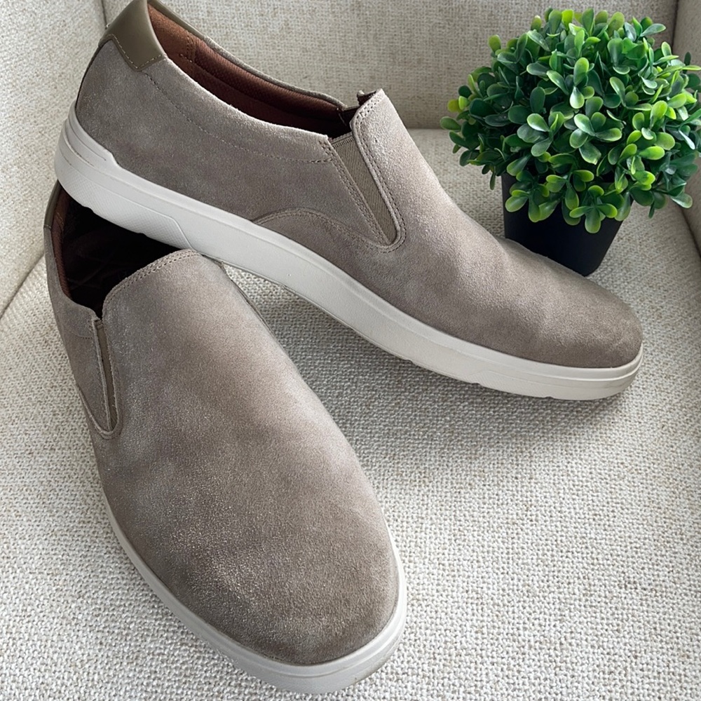 Rockport men’s total motion lite slip on sneaker size 11.5